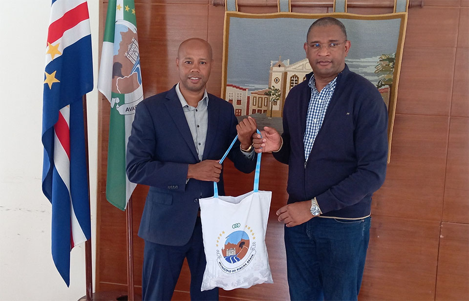 Visita do PAN à R. Brava