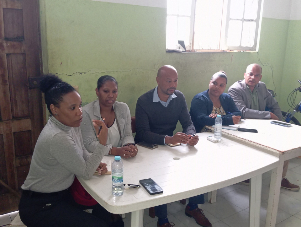 Encontro com a comunidade do morro