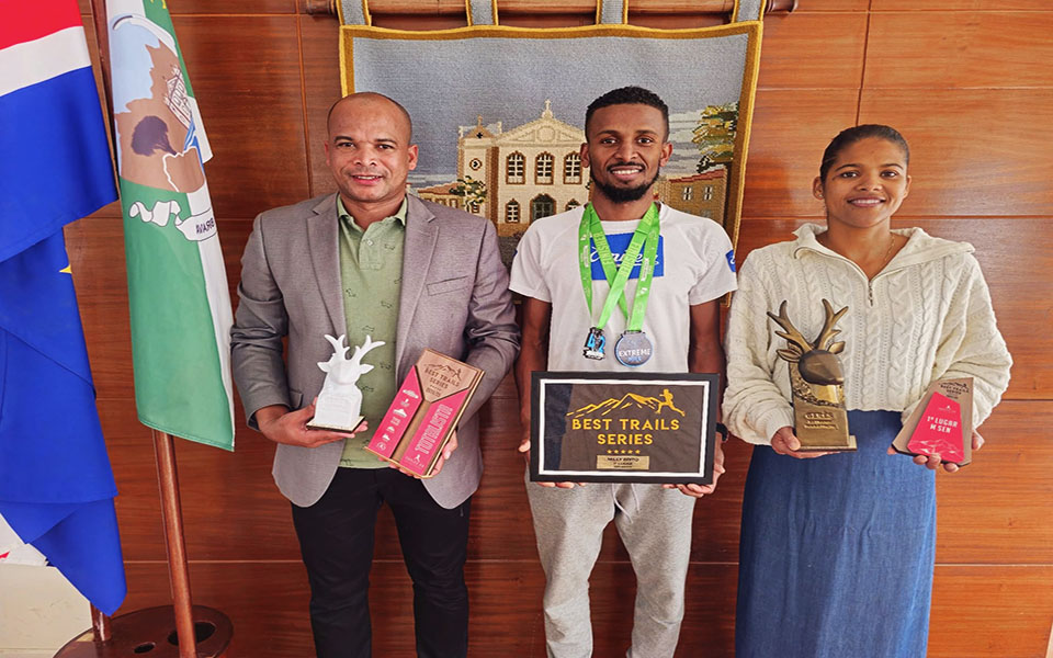 𝐑𝐞𝐜𝐞𝐩𝐜̧𝐚̃𝐨 𝐝𝐞 𝐌𝐢𝐥𝐥𝐲 𝐁𝐫𝐢𝐭𝐨