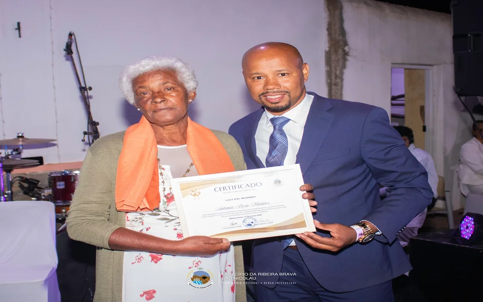 Mulheres, vozes e força do Município